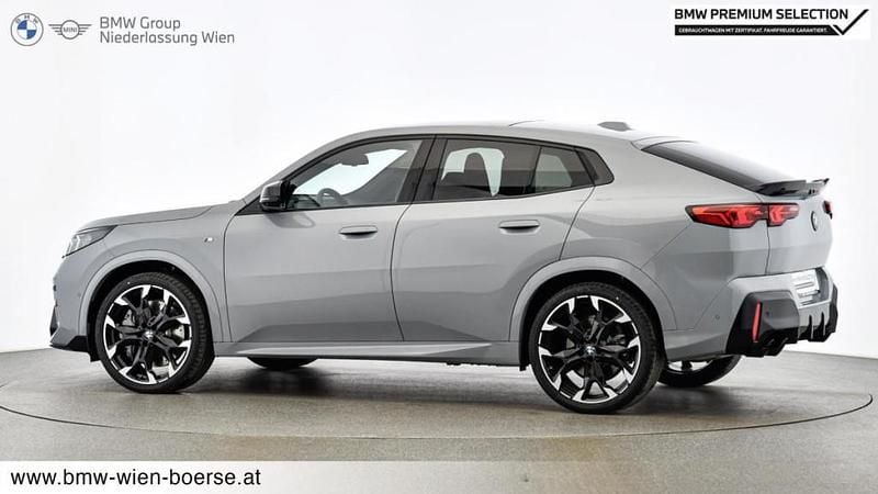 Gebraucht BMW X2 Efficient Dynamics 301 PS (221 kW) 2025 Grau SUV