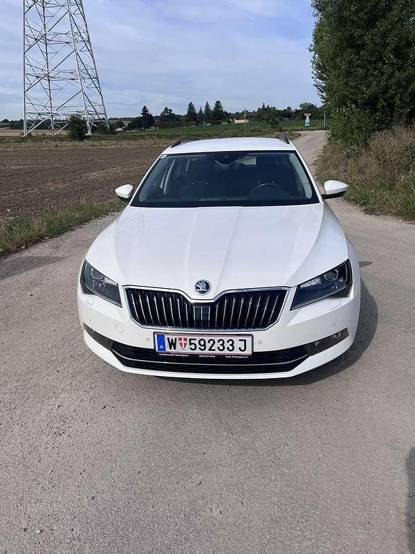 Gebraucht 2017 Skoda Superb Style Kombi | € 14.900 (Fairer Preis) - Bild 1/4