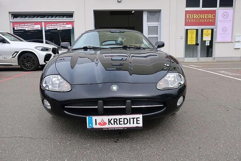 Gebraucht Jaguar XK8 284 PS (208 kW) 1999 Schwarz Cabrio
