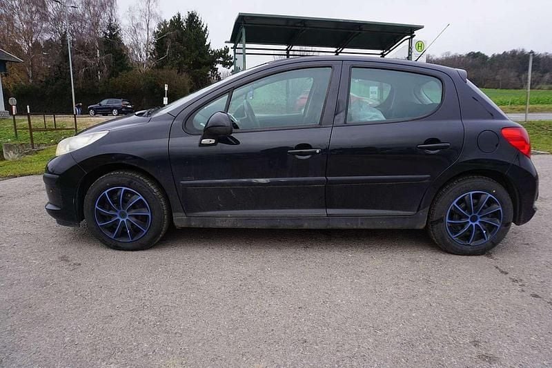 Gebraucht Peugeot 207 68 PS (50 kW) 2007 Schwarz Limousine
