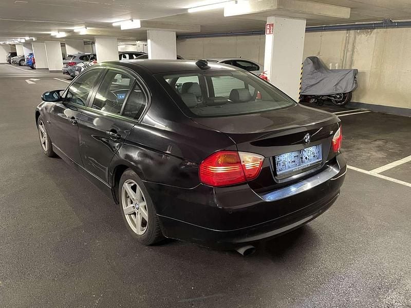 Gebraucht BMW 318 129 PS (94 kW) 2007 Limousine