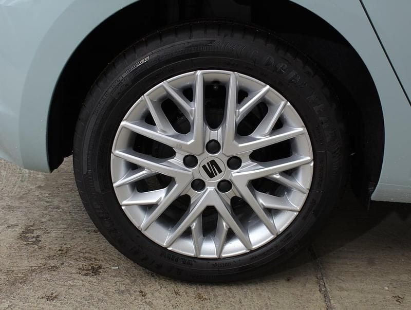 Neu Seat Ibiza Style 95 PS (69 kW) 2026 Hellgrau  metallic Kleinwagen