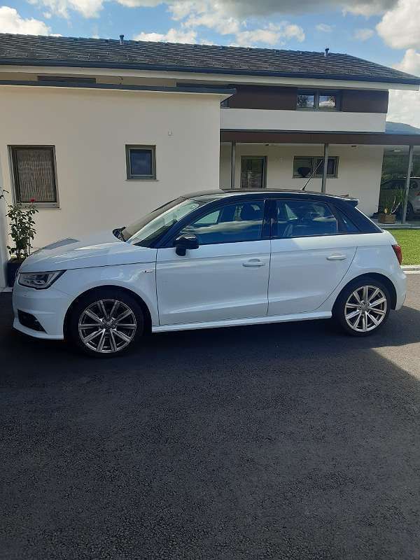 Gebraucht 2015 Audi A1 Sportback 1.0 Benzin 95 PS (13.900 ...