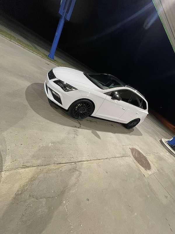 Gebraucht 2018 Seat Leon ST FR Kombi | € 15.000 (Fairer Preis) - Bild 1/4