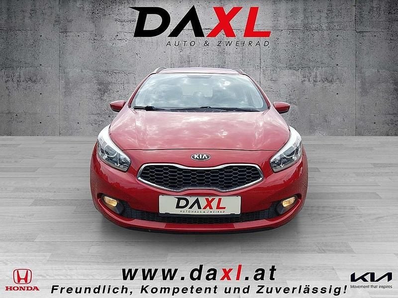 Gebraucht Kia Ceed Sportswagon 90 PS (66 kW) 2015 Rot Kombi