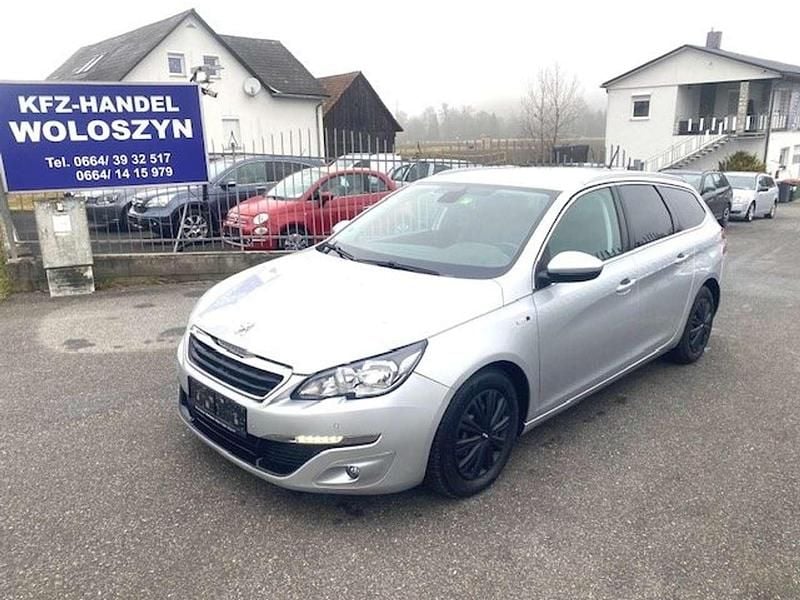 Gebraucht Peugeot 308 SW Allure 111 PS (81 kW) 2015 Silber Kombi