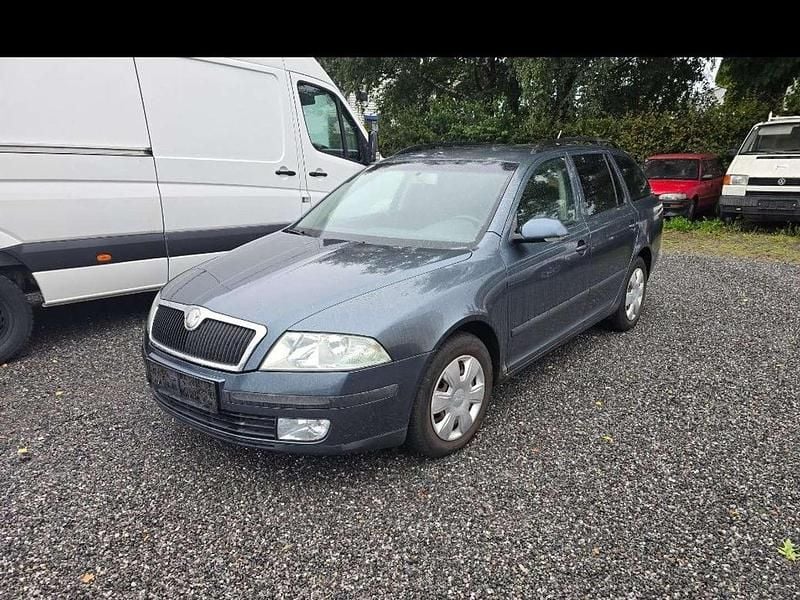 Gebraucht Skoda Octavia Elegance 105 PS (77 kW) 2005 Grau Kombi