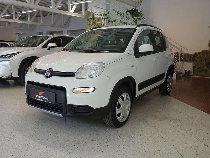 Gebraucht Fiat Panda 4x4 86 PS (63 kW) 2016 Weiß Kleinwagen