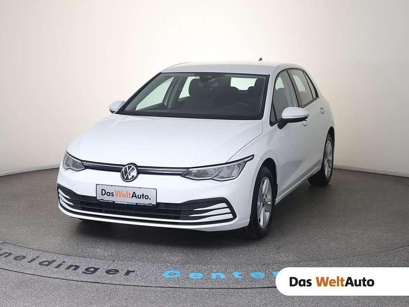 Gebraucht VW Golf VIII Life 116 PS (85 kW) 2022 Weiss  normal Limousine