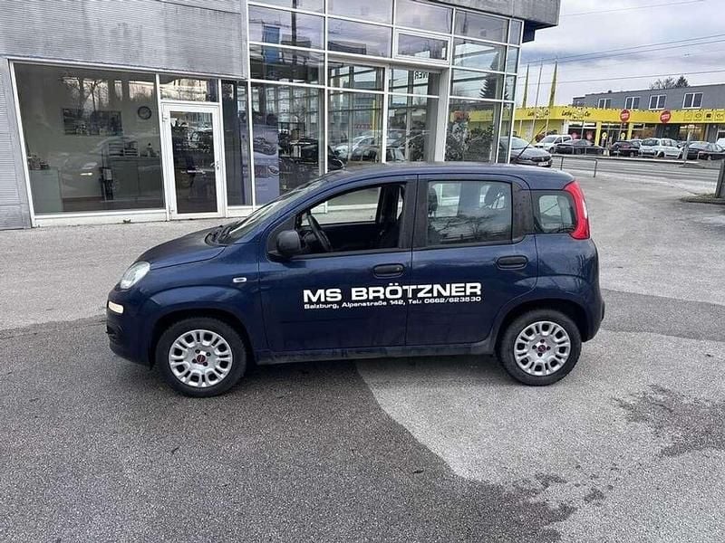 Gebraucht Fiat Panda Easy 69 PS (50 kW) 2018 Blau Kleinwagen