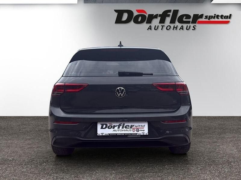 Gebraucht VW Golf VIII Life 131 PS (96 kW) 2020 Limousine