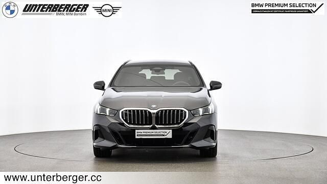 Gebraucht BMW 530e M Sport 189 PS (139 kW) 2024 Grau Kombi