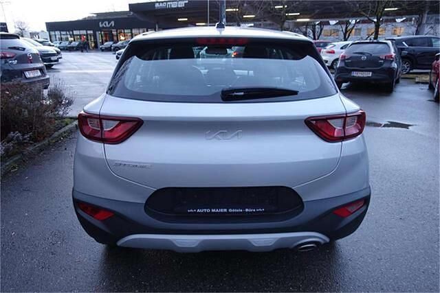 Gebraucht Kia Stonic 84 PS (61 kW) 2022 Silber SUV