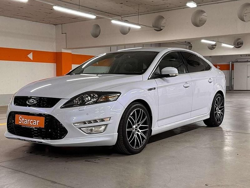 Weiß Gebraucht 2014 Ford Mondeo Titanium S Limousine | € 11.290 - Bild 1/4