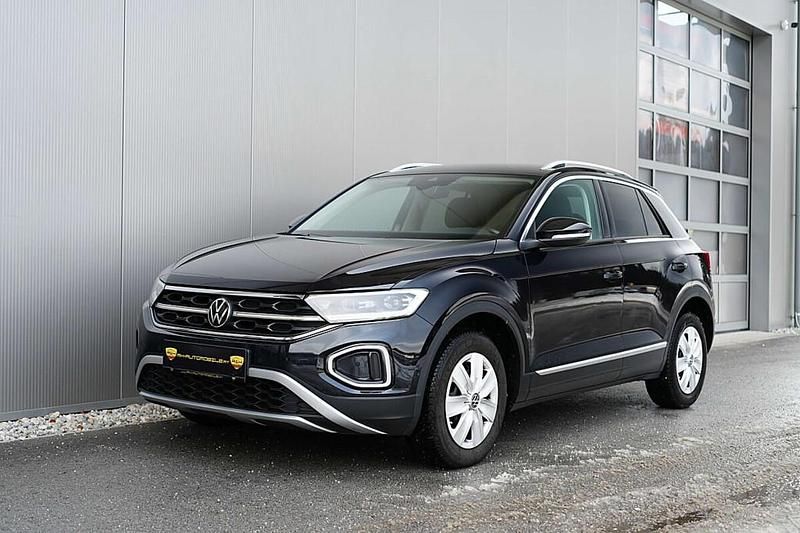 Schwarz Gebraucht 2022 VW T-Roc Style SUV | € 20.850 (Fairer Preis) - Bild 1/4