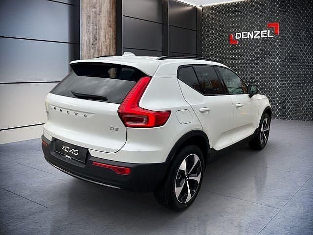 Neu Volvo XC40 163 PS (119 kW) 2025 Weiß SUV