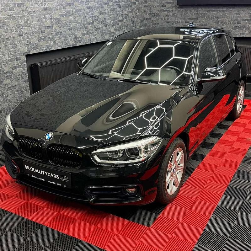Schwarz Gebraucht 2018 BMW 116 Sport Line Kleinwagen | € 12.990 (Fairer Preis) - Bild 1/4
