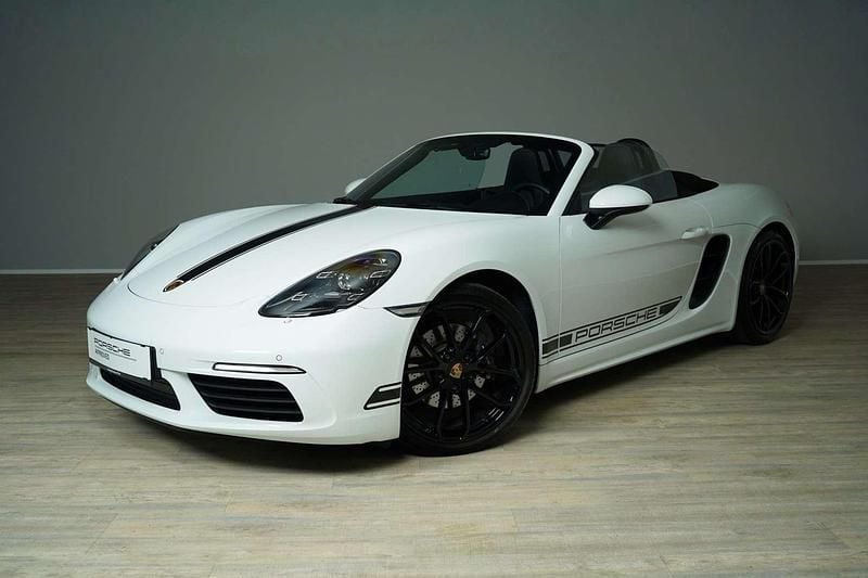 Weiß Gebraucht 2025 Porsche 718 Boxster Edition Cabrio | € 96.990 (Etwas zu teuer) - Bild 1/4