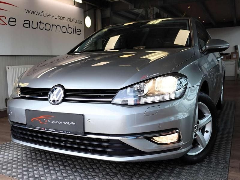 Gebraucht VW Golf VII Comfortline 150 PS (110 kW) 2019 Grau Kleinwagen