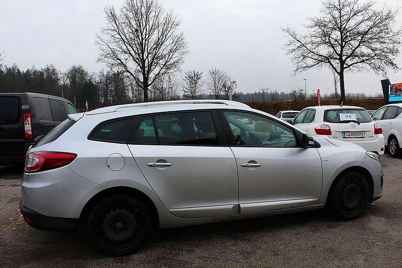 Gebraucht Renault Mégane IV Bose Edition 110 PS (80 kW) 2016 Grau Limousine