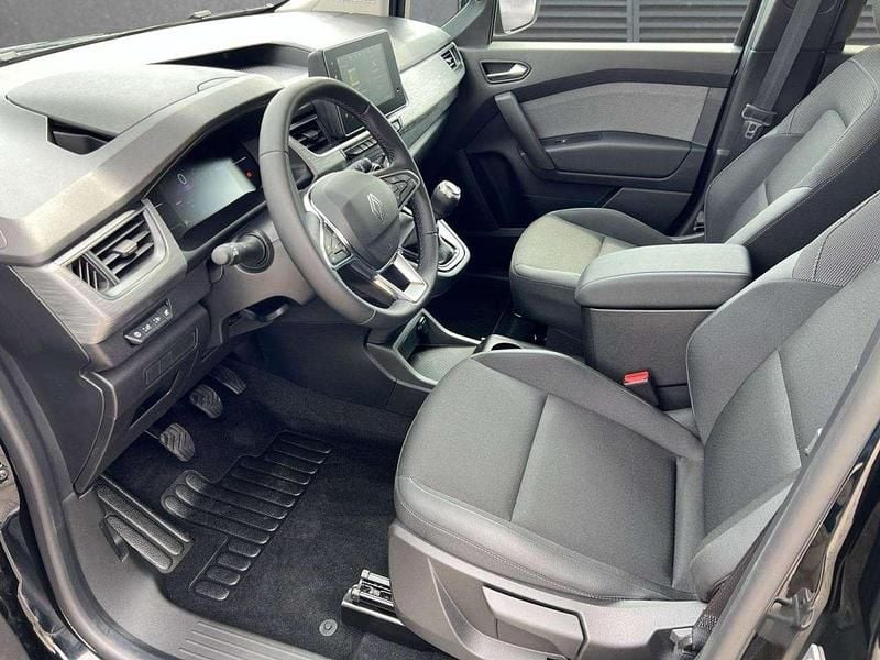 Neu Renault Kangoo Equilibre 95 PS (69 kW) 2025 Schwarz Van / Kleinbus