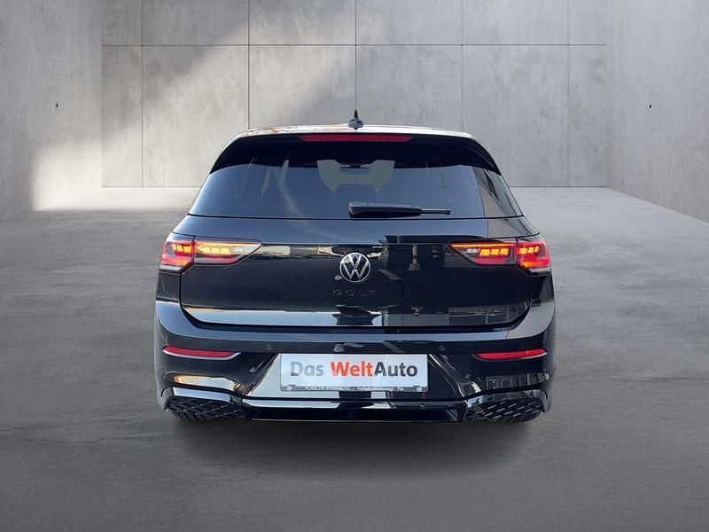 Neu VW Golf VIII Sport 115 PS (84 kW) 2026 Mittelgrau  metallic Limousine