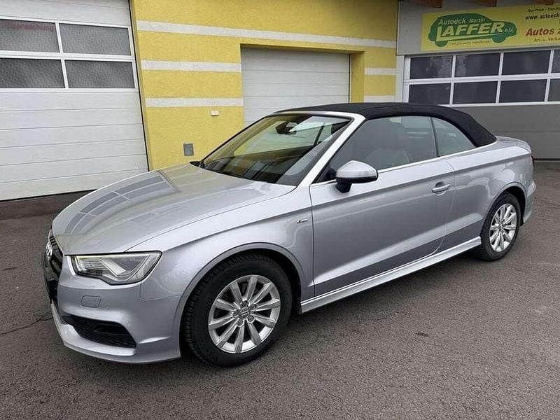 Silber Gebraucht 2016 Audi A3 Cabriolet Ambiente Cabrio | € 22.499 - Bild 1/4
