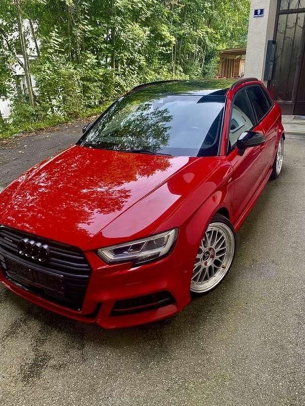 Gebraucht Audi A3 Design 184 PS (135 kW) 2016 Rot Limousine