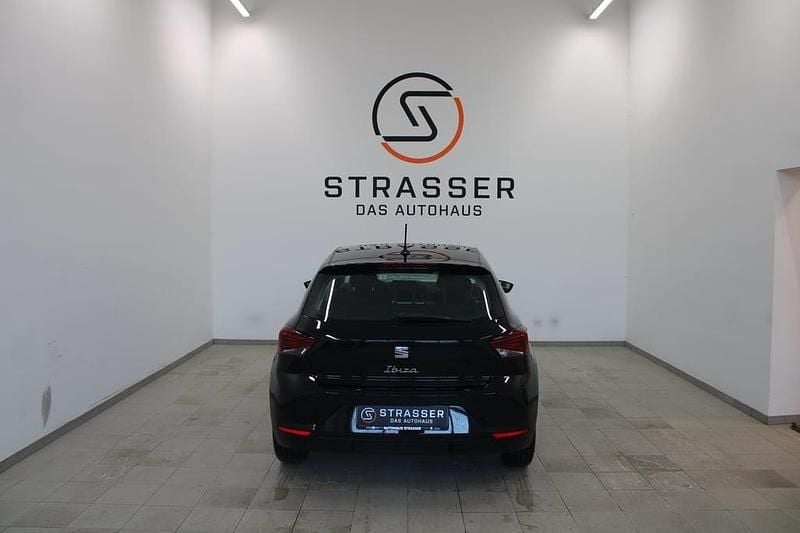Neu Seat Ibiza Reference 95 PS (69 kW) 2026 Schwarz  metallic Kleinwagen