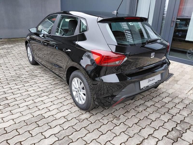Neu Seat Ibiza Reference 80 PS (58 kW) 2026 Schwarz  metallic Kleinwagen