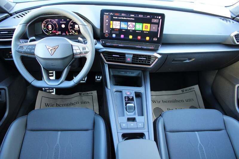 Gebraucht Cupra Leon 204 PS (150 kW) 2023 Dunkelgrau  metallicperleffekt Kombi