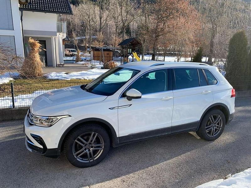 Gebraucht VW Tiguan Elegance 150 PS (110 kW) 2021 Weiß SUV