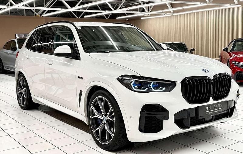 Weiß Gebraucht 2022 BMW X5 M Sport SUV | € 59.900 (Guter Preis) - Bild 1/4