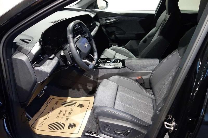 Gebraucht Audi Q6 e-tron Business 225 kW (306 PS) 2024 Schwarz SUV