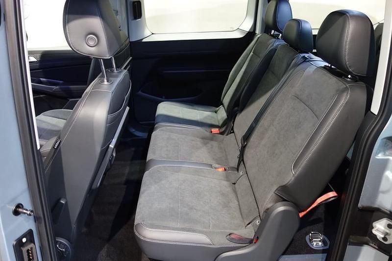 Neu VW Caddy Maxi Life 116 PS (85 kW) 2026 Mittelgrau  normal Van / Kleinbus