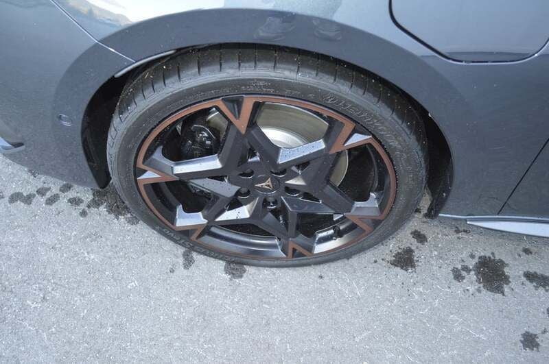 Gebraucht Cupra Leon VZ 272 PS (200 kW) 2025 Dunkelgrau  metallicperleffekt Kombi