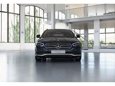 Gebraucht Mercedes E200 Edition 160 PS (117 kW) 2022 Metalliclack obsidianschwarz metallic Kombi