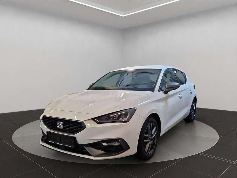 Gebraucht Seat Leon FR 150 PS (110 kW) 2021 Weiß Limousine