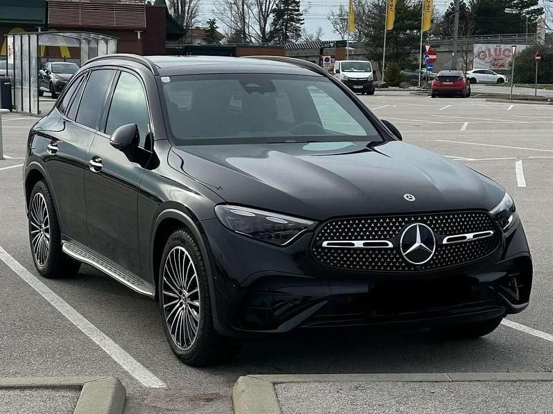 Schwarz Gebraucht 2023 Mercedes GLC220 SUV | € 61.400 (Fairer Preis) - Bild 1/4