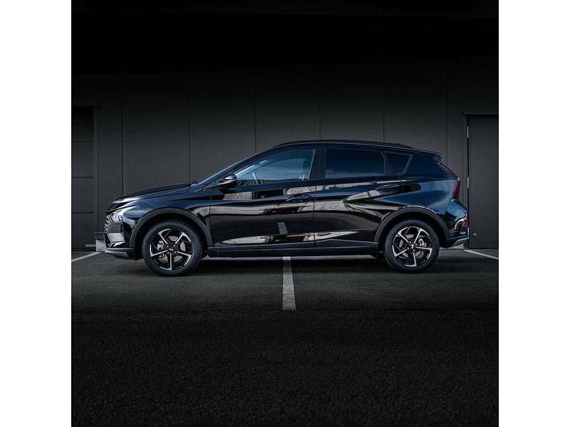 Gebraucht Hyundai Bayon Comfort 79 PS (58 kW) 2024 Schwarz SUV