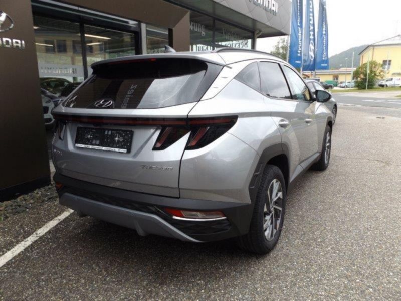 Gebraucht Hyundai Tucson GO! 150 PS (110 kW) 2023 Shimmering silver SUV