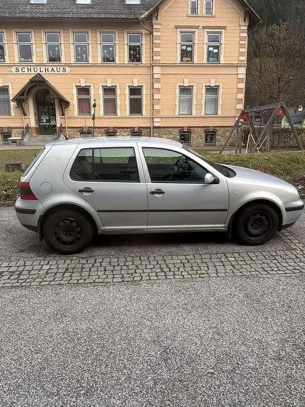 Gebraucht VW Golf IV 90 PS (66 kW) 2000 Limousine