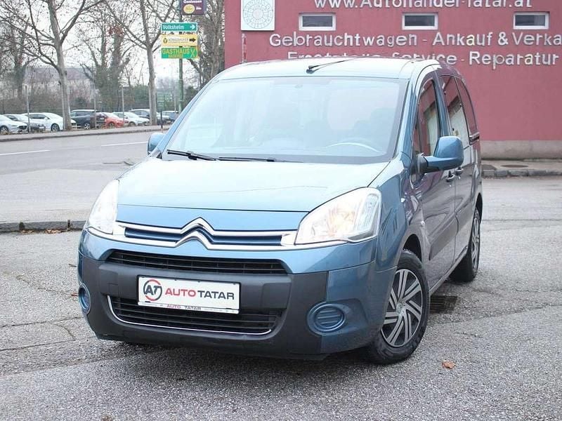 Gebraucht Citroën Berlingo Tendance 92 PS (67 kW) 2012 Blau Van / Kleinbus