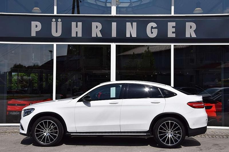 Gebraucht Mercedes GLC220 AMG line 170 PS (125 kW) 2016 Weiß Coupé