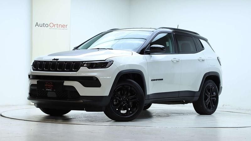 Weiß Gebraucht 2022 Jeep Compass SUV | € 23.990 (Guter Preis) - Bild 1/4