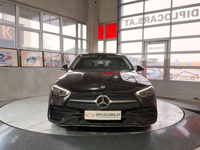 Gebraucht Mercedes C220 AMG 197 PS (144 kW) 2024 Schwarz Kombi