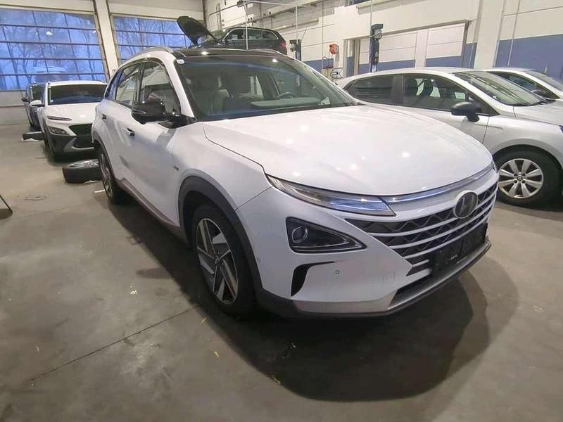 Gebraucht Hyundai Nexo 163 PS (119 kW) 2019 Weiss  normal SUV