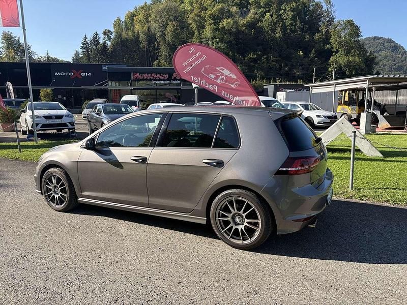 Gebraucht VW Golf VII Sportline 105 PS (77 kW) 2014 Limousine