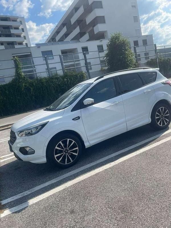 Gebraucht Ford Kuga ST-Line 120 PS (88 kW) 2019 SUV