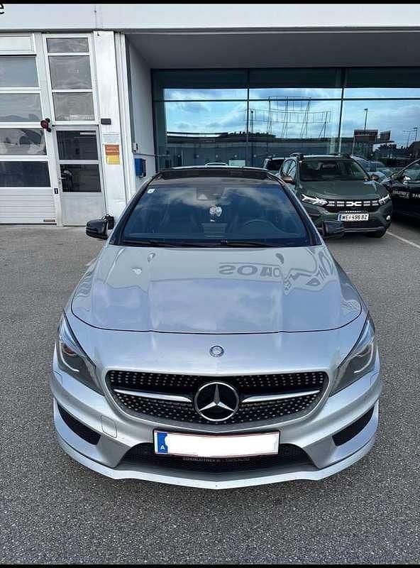 Silber Gebraucht 2015 Mercedes CLA220 AMG line Limousine | € 13.500 (Etwas zu teuer) - Bild 1/4